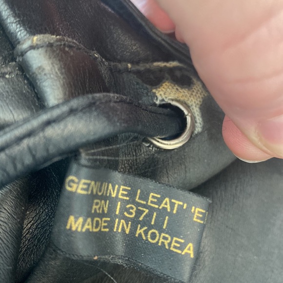 VINTAGE ROBINSON'S leather Bucket drawstring bag - Picture 10 of 10